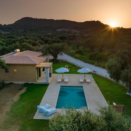 Terra Oleana Cottages วาซิลิคอส ภายนอก รูปภาพ